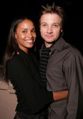 Jeremy Renner pic #578885