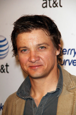 Jeremy Renner pic #578001