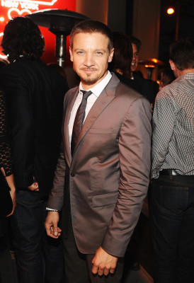 Jeremy Renner pic #593370
