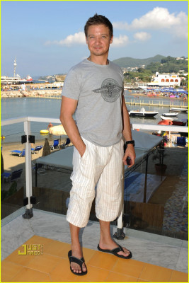 Jeremy Renner pic #273044