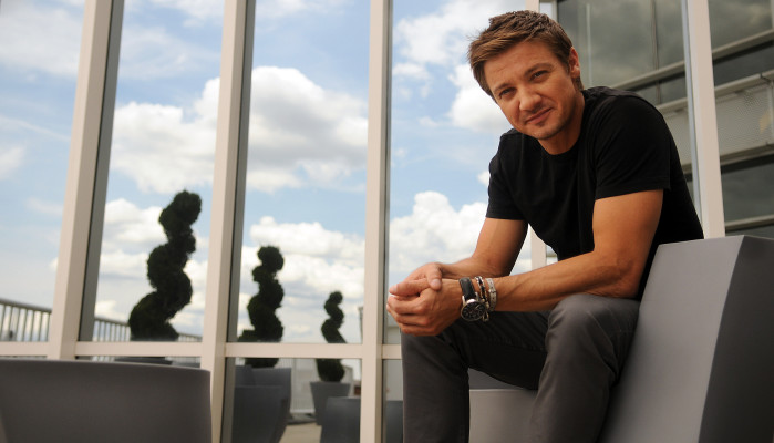 Jeremy Renner pic #527351