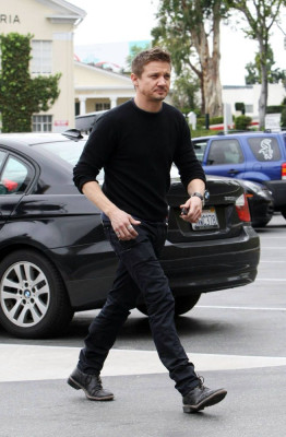 Jeremy Renner pic #333539