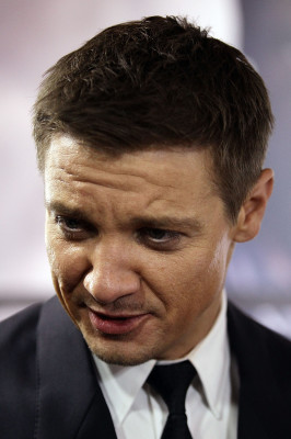 Jeremy Renner pic #530172