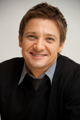 Jeremy Renner pic #597237