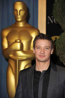Jeremy Renner pic #331419