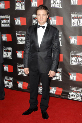 Jeremy Renner pic #330428