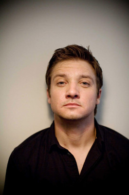 Jeremy Renner pic #317723