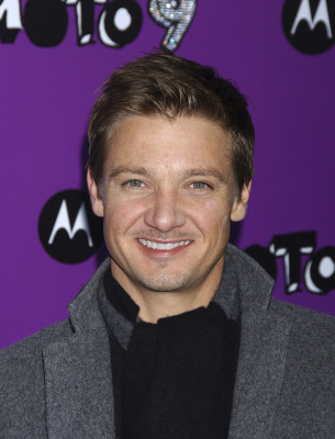 Jeremy Renner pic #577990