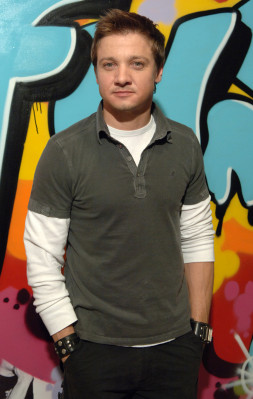 Jeremy Renner pic #577985