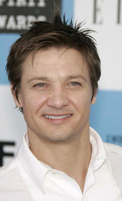 Jeremy Renner pic #599674