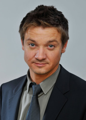 Jeremy Renner pic #575024