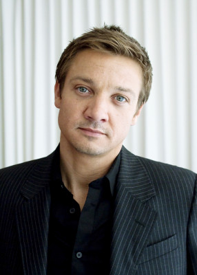 Jeremy Renner pic #575752