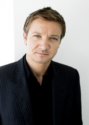 Jeremy Renner pic #575750
