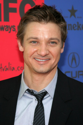 Jeremy Renner pic #600841