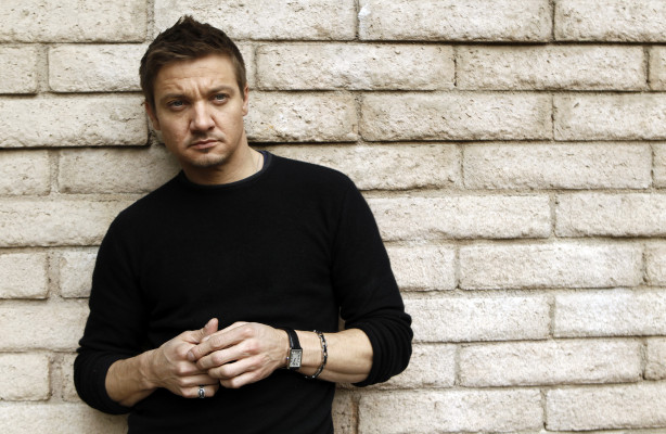 Jeremy Renner pic #586306