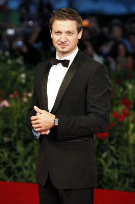 Jeremy Renner pic #605590