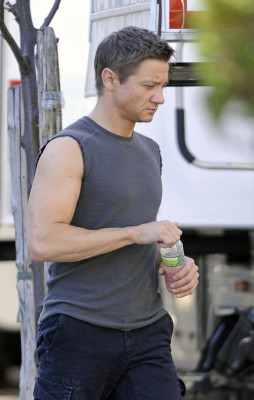 Jeremy Renner pic #615417