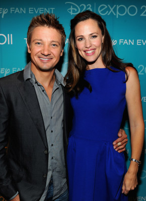 Jeremy Renner pic #615514