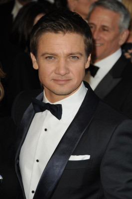 Jeremy Renner pic #620436