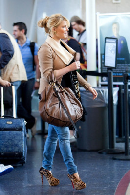 photo 16 in Jessica Simpson gallery [id295881] 2010-10-18 00:00:00