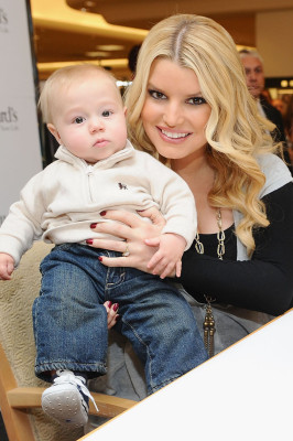 Jessica Simpson pic #305767