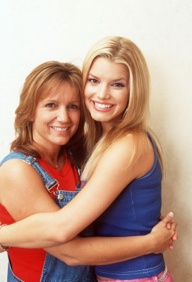 photo 9 in Jessica Simpson gallery [id264920] 2010-06-18 00:00:00