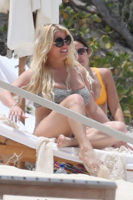 photo 6 in Jessica Simpson gallery [id1033244] 2018-04-30 00:00:00