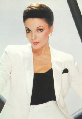 Joan Collins pic #276759