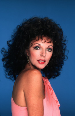photo 3 in Joan Collins gallery [id265434] 2010-06-21 00:00:00