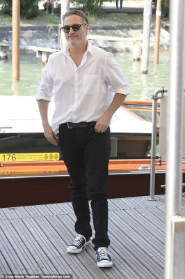 photo 4 in Joaquin Phoenix gallery [id1174193] 2019-09-02 00:00:00