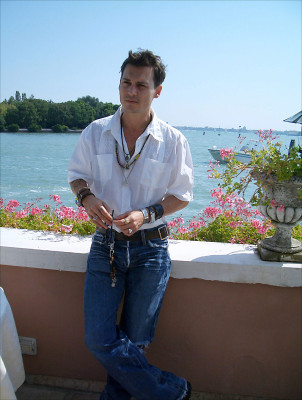 photo 13 in Depp gallery [id604341] 2013-05-20 00:00:00