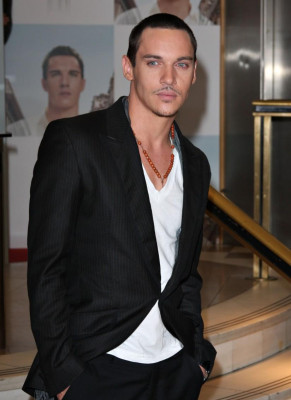 Jonathan Rhys-Meyers pic #610524