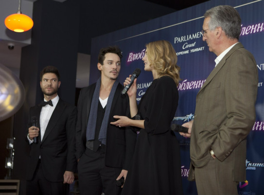Jonathan Rhys-Meyers pic #596260