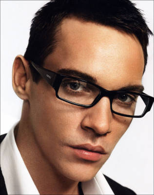Jonathan Rhys-Meyers pic #65582