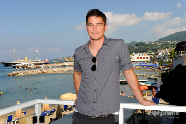 photo 15 in Josh Hartnett gallery [id270829] 2010-07-19 00:00:00