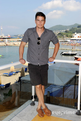 photo 14 in Josh Hartnett gallery [id270832] 2010-07-19 00:00:00