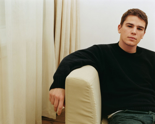 photo 21 in Josh Hartnett gallery [id235020] 2010-02-11 00:00:00