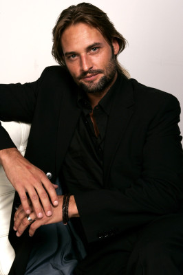 photo 11 in Josh Holloway gallery [id284237] 2010-09-07 00:00:00