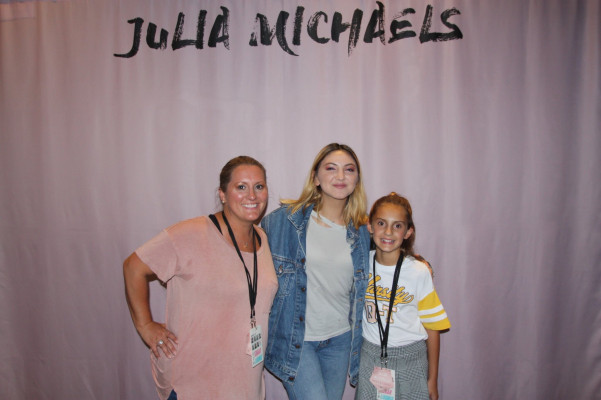 photo 4 in Julia Michaels gallery [id1118771] 2019-04-01 00:00:00