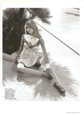 Julia Stegner pic #186399