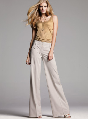 Julia Stegner pic #206734