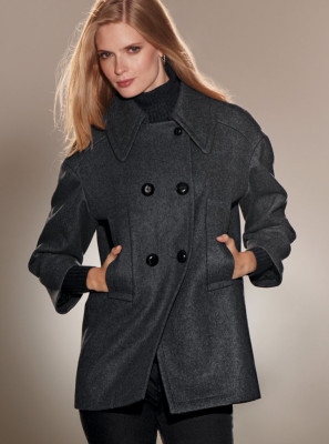 Julia Stegner pic #203707