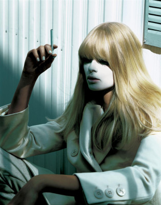 Julia Stegner pic #229679