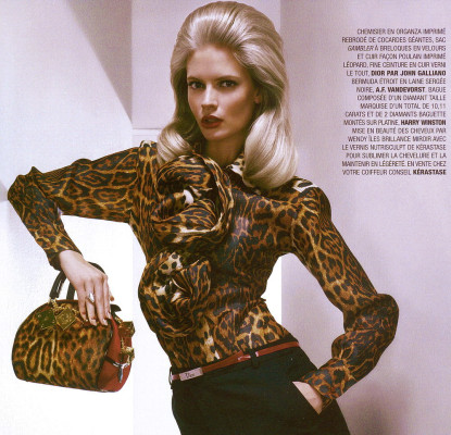 Julia Stegner pic #167299