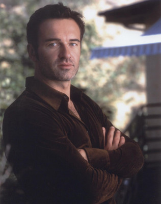 photo 4 in Julian McMahon gallery [id48223] -0001-11-30 00:00:00