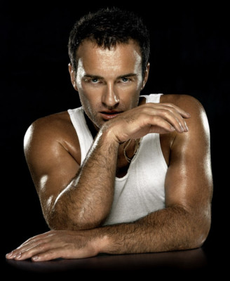 photo 20 in Julian McMahon gallery [id175005] 2009-08-05 00:00:00