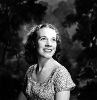 photo 27 in Julie Andrews gallery [id234276] 2010-02-08 00:00:00