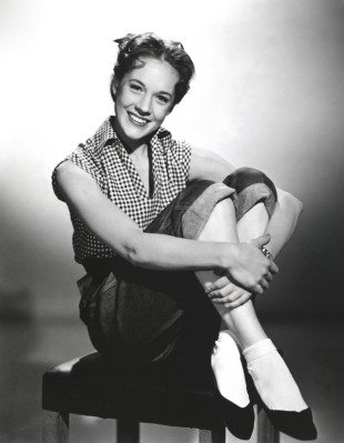 photo 17 in Julie Andrews gallery [id357854] 2011-03-21 00:00:00