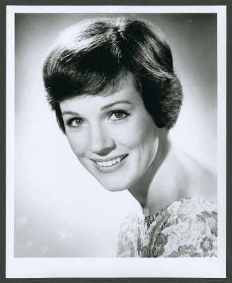 photo 11 in Julie Andrews gallery [id357913] 2011-03-21 00:00:00