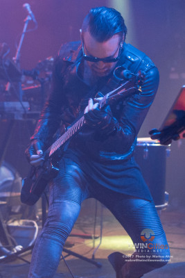 Julien-K pic #971457